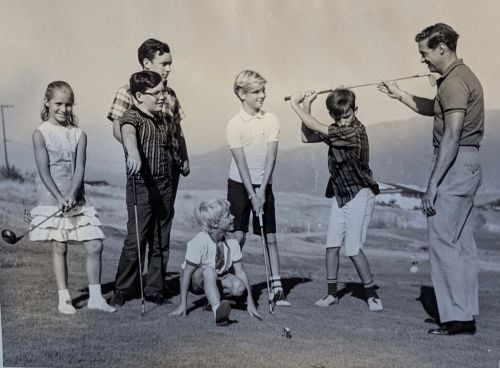 Elser and her brothers getting a lesson from their father, Dixon, in 1967