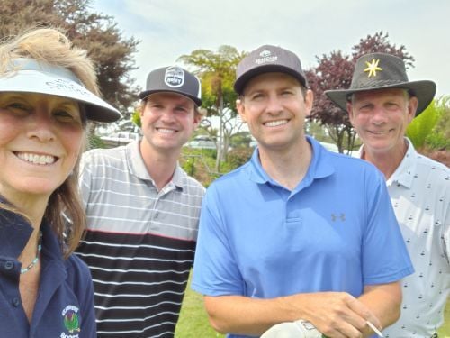 Elser with her fave foursome, sons Brian and Sean, and brother, Coult Robb