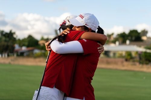 Meghan Ganne hugging Kelly Xu (credit Ben Nichols)