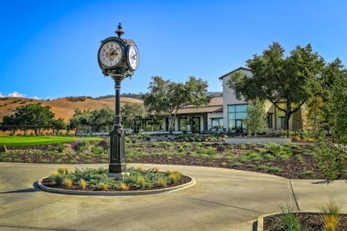 SanJuanOaks_Clock-01_10-24_WebReady