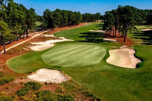 The 16th hole of Pinehurst No.2